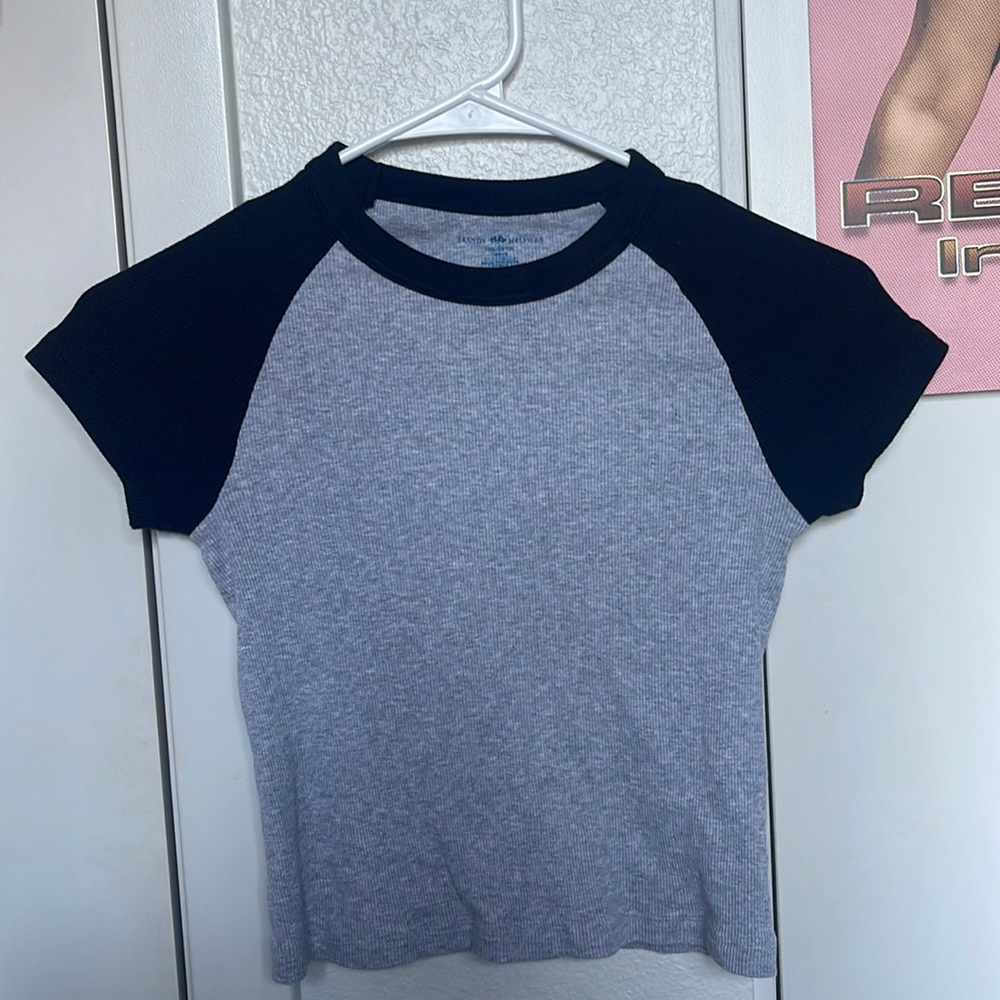 Brandy Melville Black & Gray Crop Top